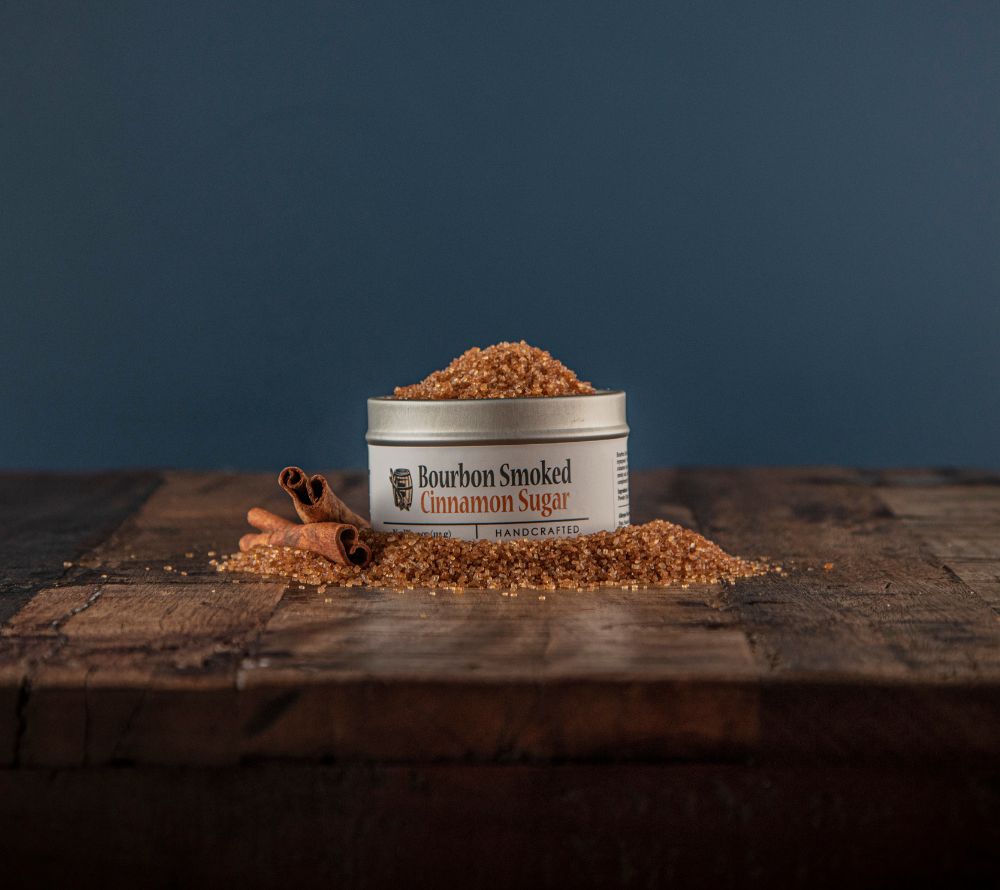 Bourbon Smoked Cinnamon Sugar von Bourbon Barrel Foods – geräucherter Zucker mit Zimt. Jetzt bei Ryan’s Specialties B2B online kaufen & Gourmetgenuss erleben!