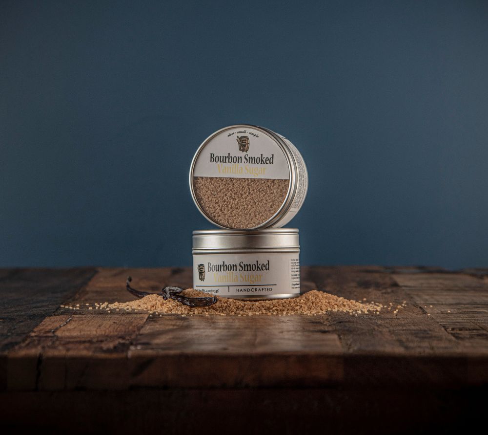Bourbon Smoked Vanilla Sugar von Bourbon Barrel Foods – edler, rauchig-süßer Vanillezucker aus Kentucky. Jetzt bei Ryan’s Specialties B2B online kaufen!