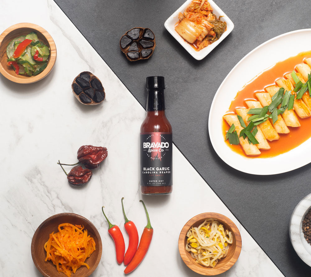 Black Garlic Carolina Reaper Hot Sauce von Bravado Spice Co kaufen | feurig, aromatisch, harmonisch | Ideal als Fleischmarinade, Würzsoße