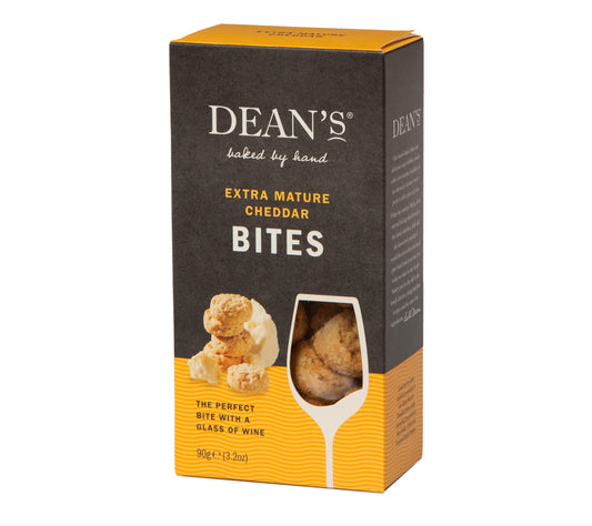 Extra Mature Cheddar Bites von Dean's kaufen | würzig, knusprig, käsig | Ideal als Canapés, Weinbegleitung, Snack | EU-weiter Versand