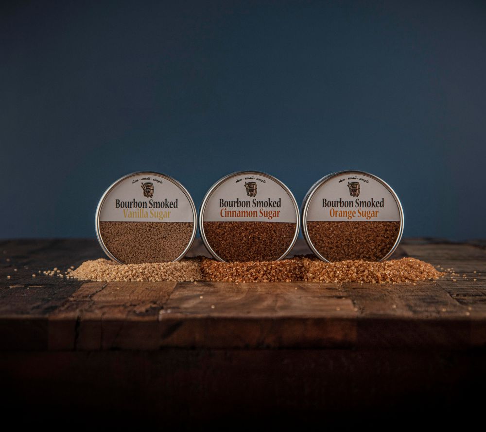 Bourbon Smoked Vanilla Sugar von Bourbon Barrel Foods – edler, rauchig-süßer Vanillezucker aus Kentucky. Jetzt bei Ryan’s Specialties B2B online kaufen!