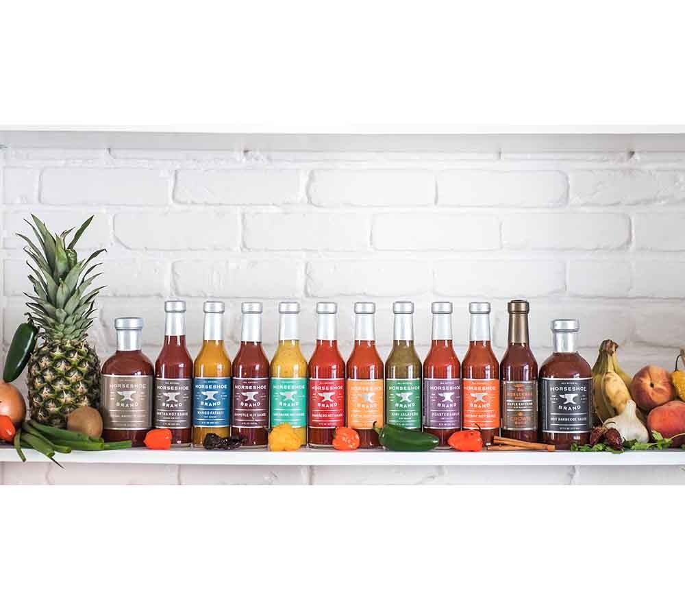 Cayenne Hot Sauce von Horseshoe Brand kaufen | Würzig mit leichter Schärfe | Ideal zu Geflügel, Sandwiches und Eintöpfen