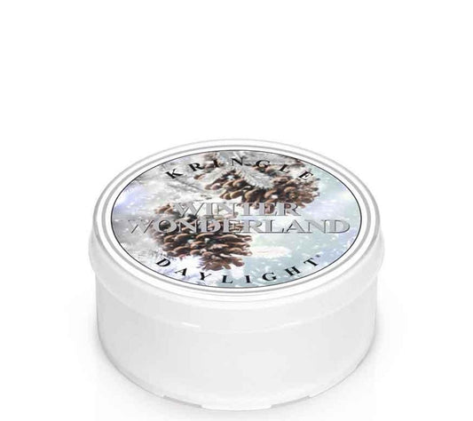 Kringle Daylight Winter Wonderland von Kringle Candle kaufen | Duft: Winterbeeren, Johannisbeeren, Balsam-Tannen | Brenndauer: 12 Stunden