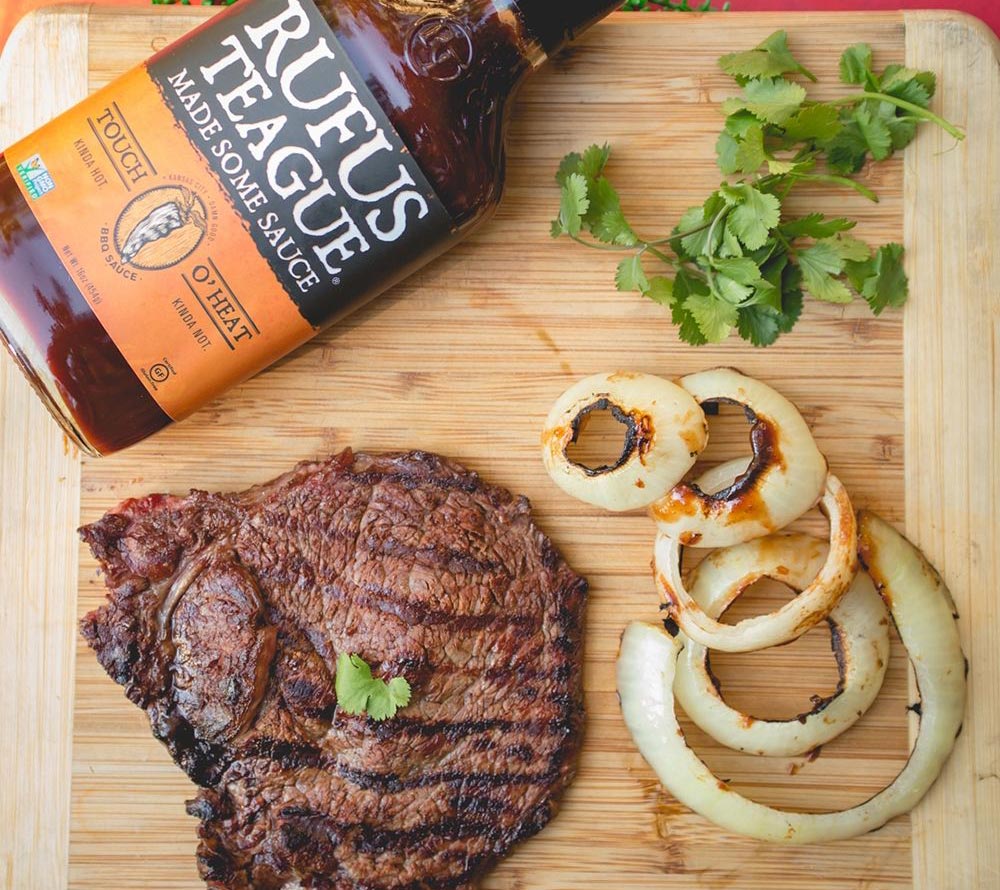 Touch O Heat 16 oz. von Rufus Teague kaufen | Süßlich mit einer angenehmen Schärfe | Ideal zu Grillgerichten, Pulled Pork, Hühnchen und Rippchen