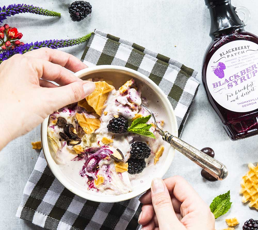 Blackberry Syrup von Blackberry Patch kaufen | Fruchtig, süß, Intensiv | Ideal zu Süßspeisen und Desserts