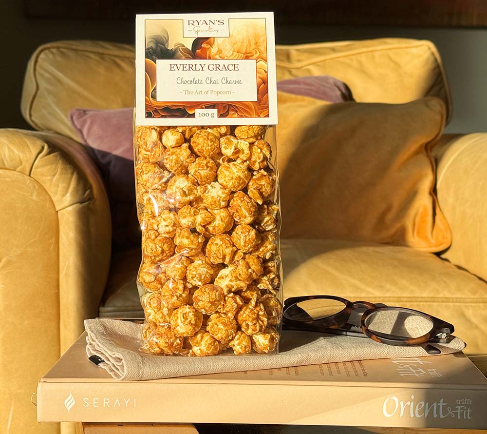 Everly Grace Popcorn Chocolate Chai Charme Bag 100 g