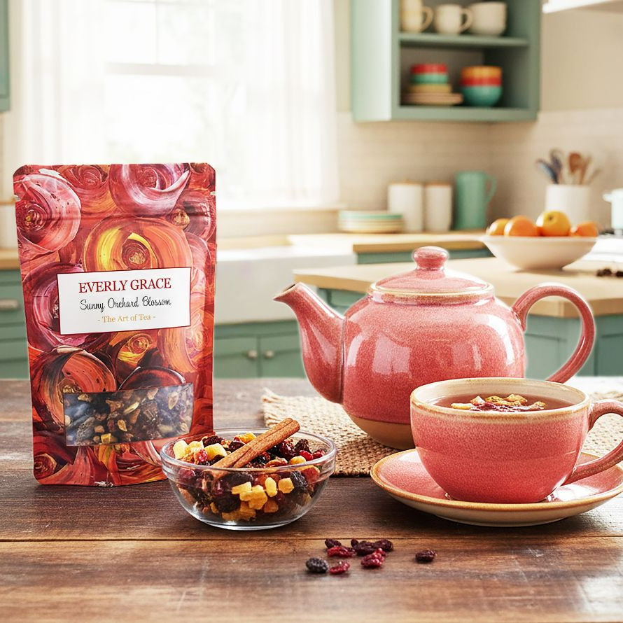 Sunny Orchard Blossom Tea von Everly Grace (100 g-Beutel Bio-Tee)