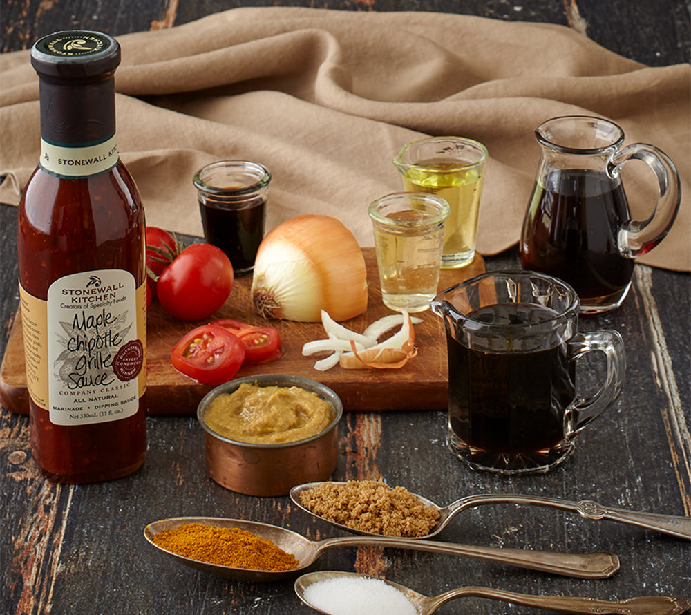Maple Chipotle Grille Sauce von Stonewall Kitchen kaufen | Rauchig-süß mit einer scharfen Note | Ideal zu gegrilltem Fleisch, Hähnchen und Gemüse
