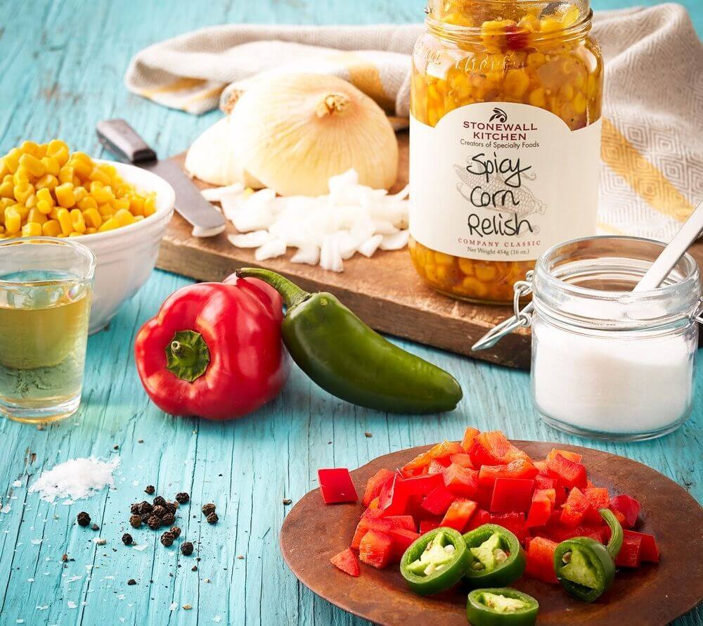 Spicy Corn Relish von Stonewall Kitchen kaufen | Fruchtig-süßer Maisgeschmack, leicht Pikant | Ideal für Tacos, Hot Dogs und Nachos