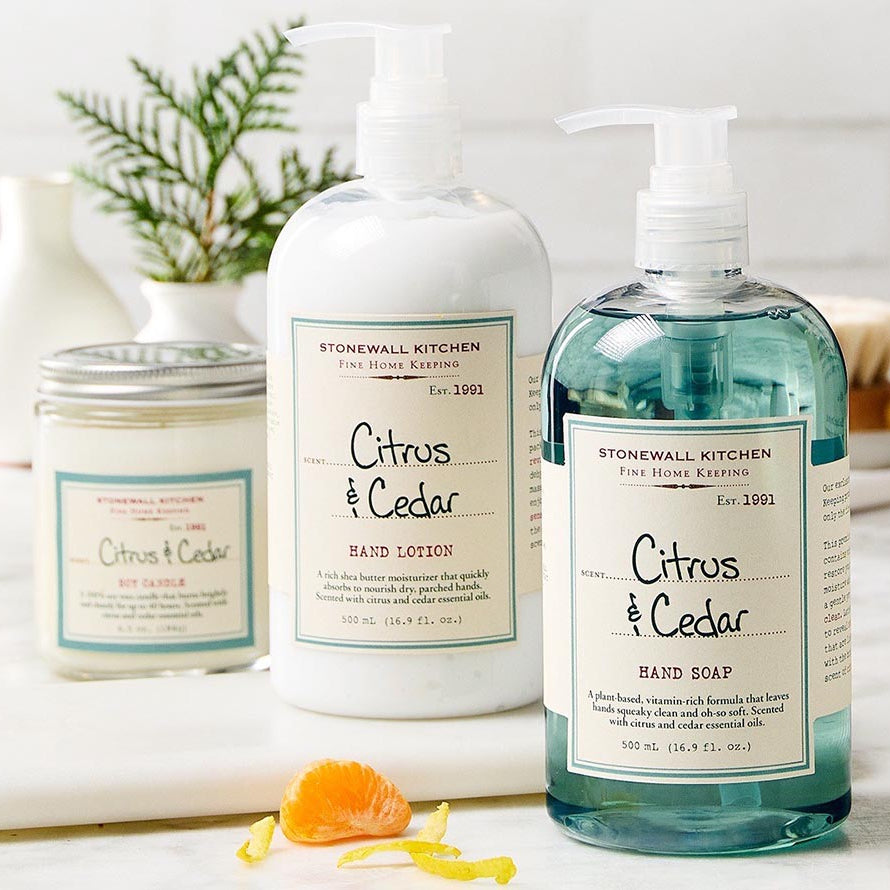 Citrus & Cedar Hand Soap von Stonewall Kitchen kaufen | Zitrusfrisch, holzig, belebend | Feuchtigkeitsspendend und Sanft zur Haut