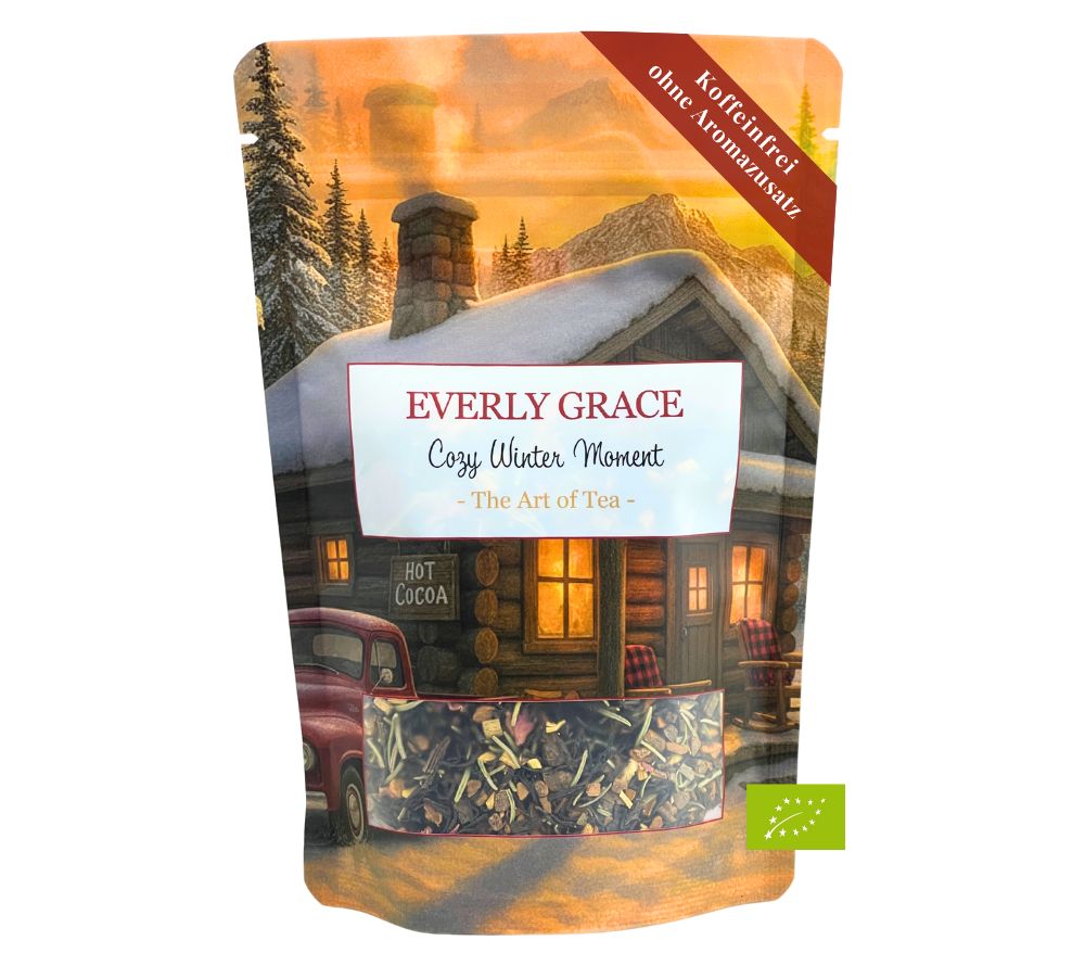 Everly Grace Cozy Winter Moments Tea – Bio-Schwarztee mit Zimt, Rosmarin & Rosenblüten. Perfekt für winterliche Genussmomente & gemütliche Stunden.