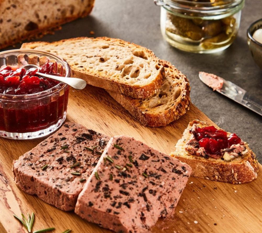 Smoked Beetroot Chutney von Cottage Delight: Süß-rauchig mit Roter Bete & Gewürzen. Ideal zu Käse, Fisch & Dips. Glutenfrei, vielseitig und aromatisch.