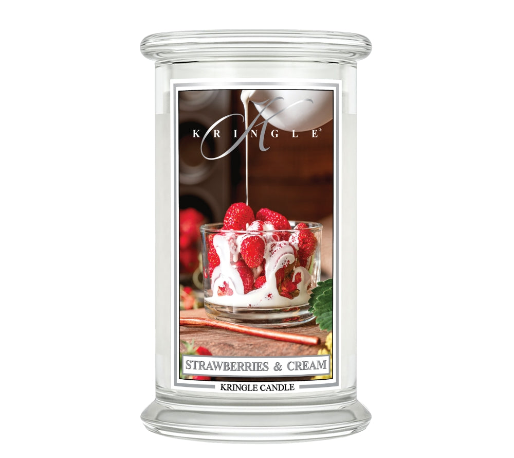 Strawberries & Cream Candle mit Erdbeere, Sahne und Vanille. Fruchtig-cremig, warm und harmonisch – ideal für eine freundliche Wohlfühlatmosphäre.