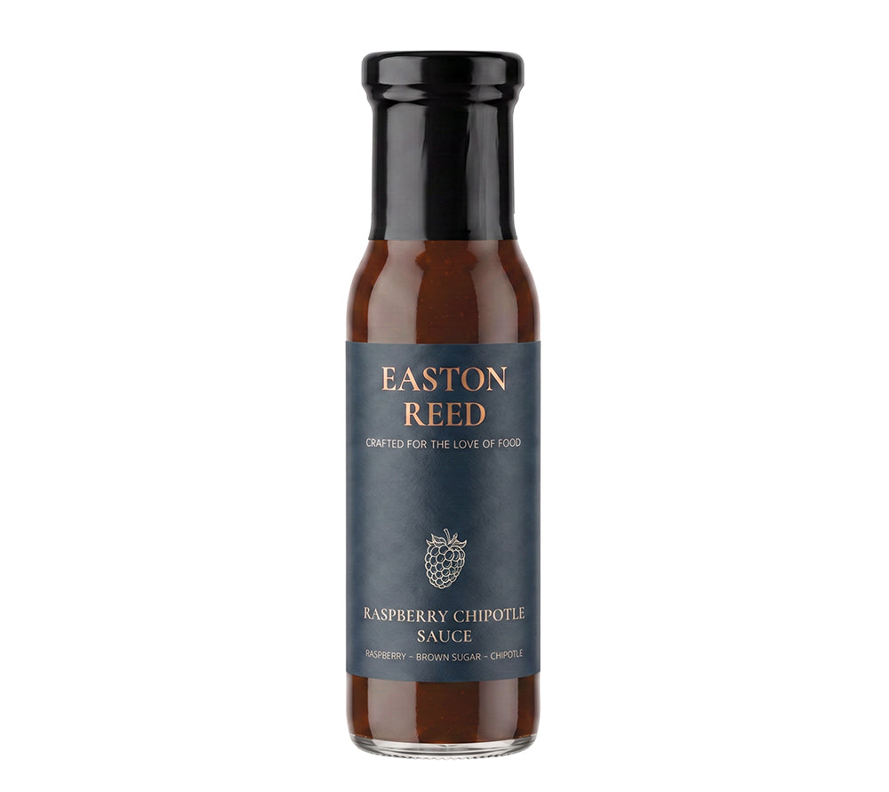 Easton Reed Raspberry Chipotle Sauce: Himbeere trifft Chipotle-Chili. Fruchtig, rauchig und würzig – ideal zu BBQ, Käse, Burgern und kreativen Gerichten.