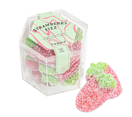 Strawberry Fizz Hexagon Box von Yumma Candy kaufen | spritzig, süß, vegan | Ideal als Nascherei, Snack, Geschenk | EU-weiter Versand