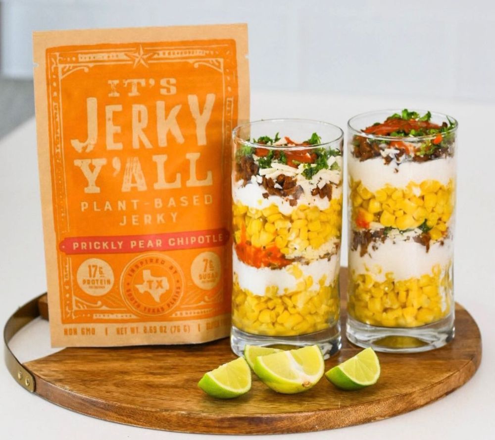 Pflanzliches Prickly Pear Chipotle Jerky – süß, würzig & proteinreich. Veganer Texan-Snack mit 16 g Protein, glutenfrei & non-GMO.