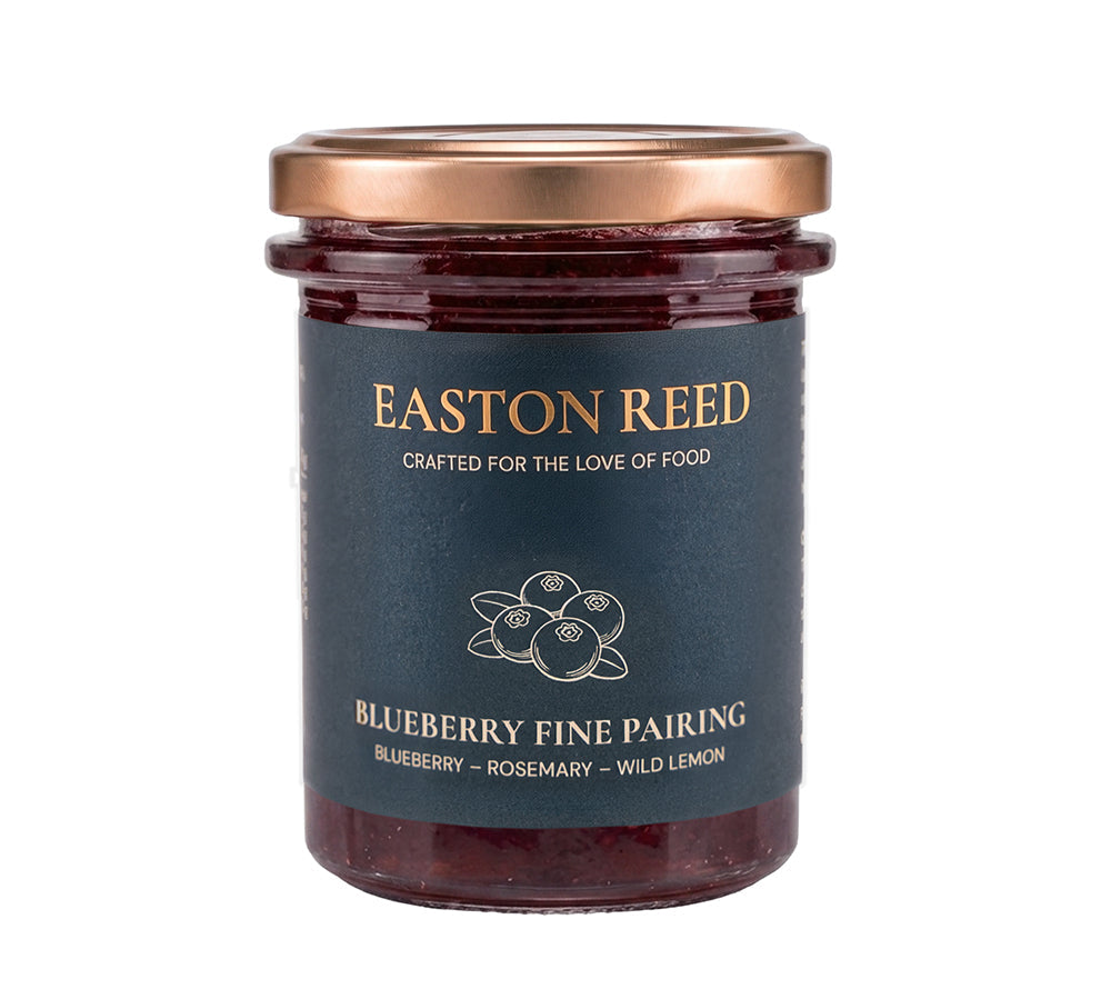 Blaubeer-Chutney mit Rosmarin und Zitrone im 230 g-Glas. Fruchtig-herb und perfekt zu Käse, Hähnchen, Crostini und kreativen Rezeptideen. Jetzt entdecken!