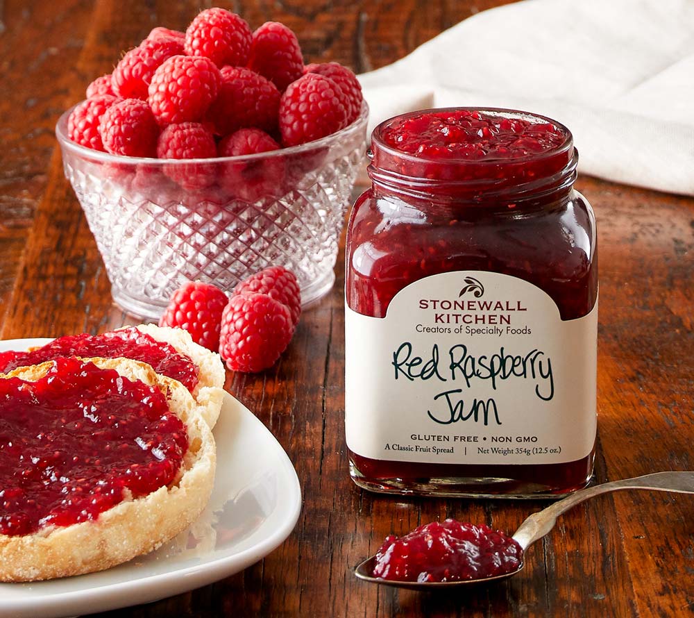 Red Raspberry Jam von Stonewall Kitchen kaufen | Fruchtig, süß-säuerlich, verführerisch | Perfekt zum Frühstück oder für Desserts