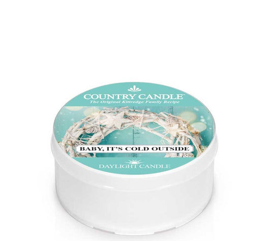 Country Daylight Baby it's cold outside von Country Candle kaufen | Duft: Vanille, sahnig, Sandelholz, Moschus | Brenndauer: 12 Stunden 