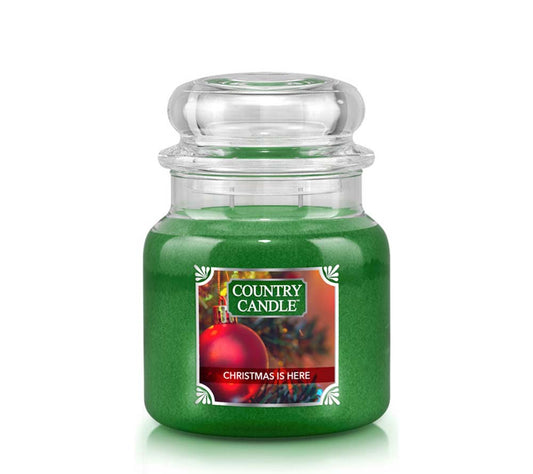 Country Jar Medium Christmas Is Here von Country Candle kaufen | Duft: Frisch, rauchig, fruchtig, holzig | Brenndauer: 65-90 Stunden 