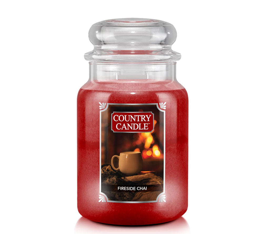 Fireside Chai von Country Candle | Behagliche Atmosphäre eines Abends am Kamin | warme Gewürze, Holzrauch | Ideal für festliche Momente