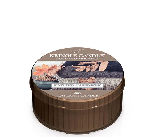 Kringle Daylight Knitted Cashmere von Kringle Candle kaufen | Duft: Weicher Cashmere-Duft, Neroli, warmes Wildleder | Brenndauer: 12 Stunden