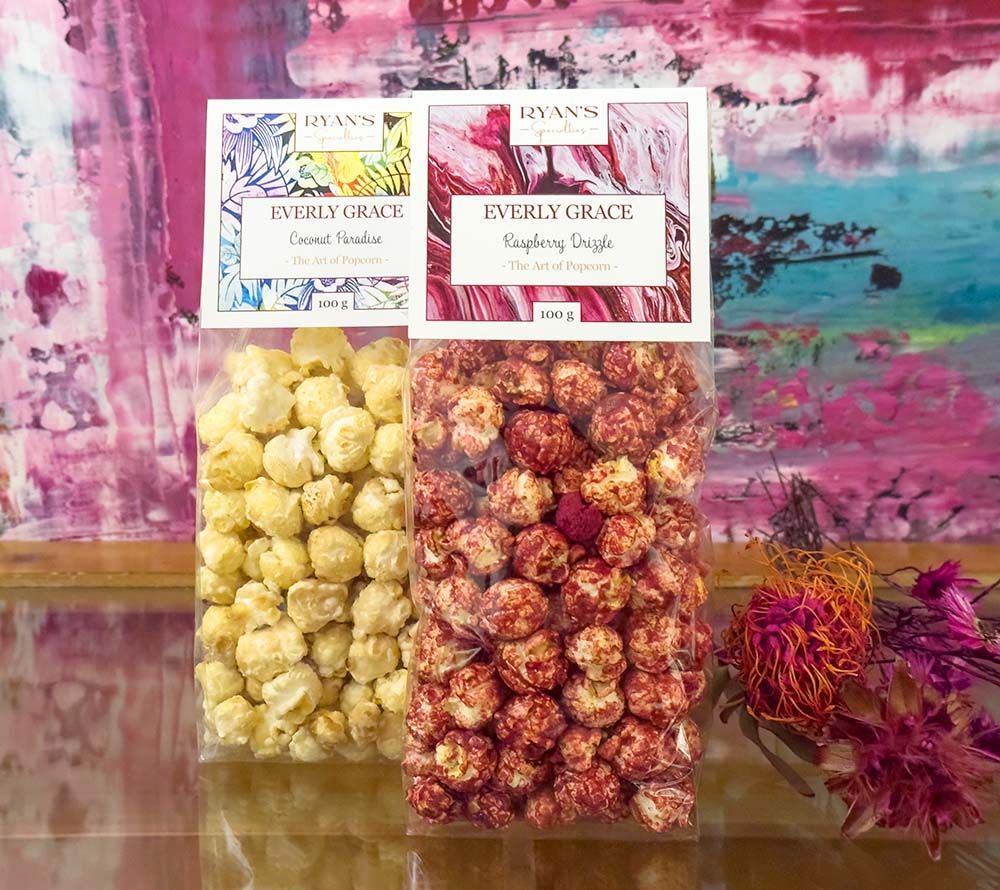 Everly Grace Popcorn Raspberry Drizzle Bag 100 g von Ryan's Specialties kaufen | Süß, fruchtig, Johannes- Himbeere | Perfekt für Filmabende