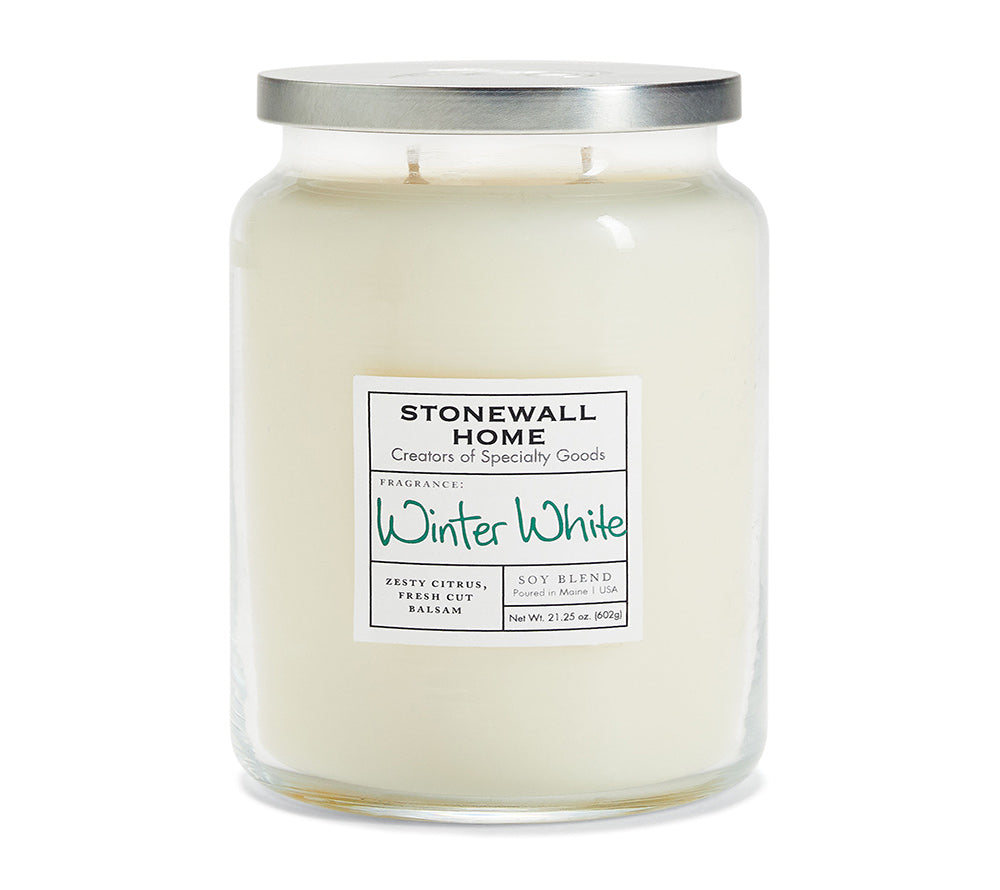 Stonewall Jar Large Winter White von Stonewall Kitchen kaufen | Duft: Frisch, belebend, winterlich, Zitrus, Balsam | Brenndauer: 170 Stunden 